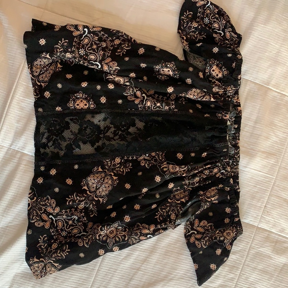 frilly lace cover up off the shoulder crop blouse